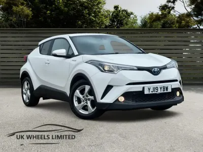 Begagnad Toyota C-HR