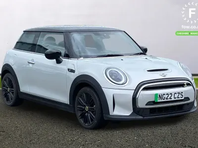 Usado Mini Cooper S Level 2 135 kW (184 HP) 2022 Prateado Citadino