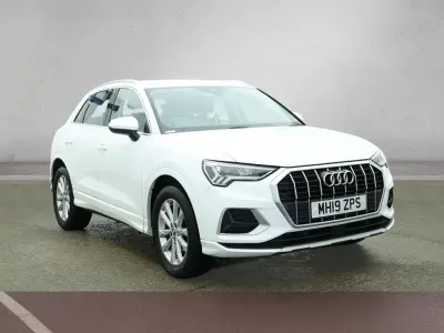 Używany Audi Q3 Sport 150 KM (110 kW) 2019 Biały SUV