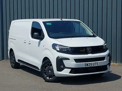 New Vauxhall Vivaro 2025 White MPV