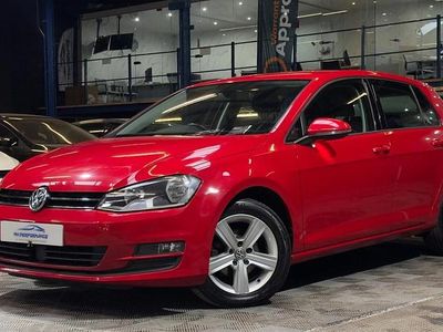Used VW Golf VII Match 105 HP (77 kW) 2015 Red Hatchback