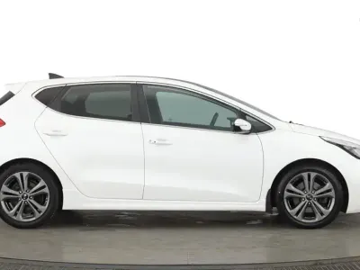 Used Kia Ceed GT-Line S 136 HP (100 kW) 2018 White Hatchback