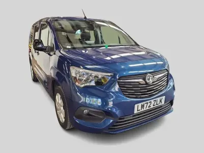 Used Vauxhall Combo 130 HP (95 kW) 2022 MPV