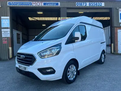 Used Ford Transit Custom Limited 130 HP (95 kW) 2022 White Van