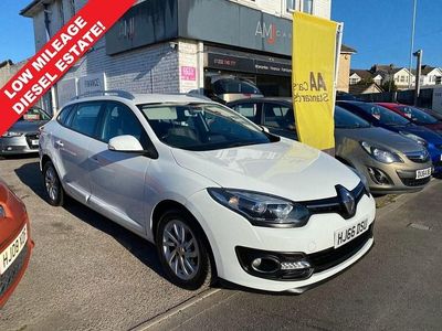 White Used 2016 Renault Mégane GrandTour Dynamique Estate | £6,295 (Fair price)