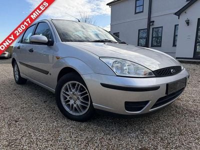 Used Ford Focus 113 HP (83 kW) 2003 Silver Hatchback