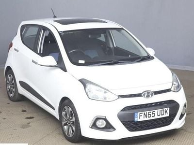 Used Hyundai i10 Premium SE 87 HP (63 kW) 2015 White Hatchback