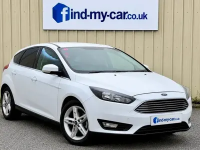 Used Ford Focus Zetec 120 HP (88 kW) 2016 White Hatchback