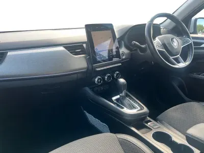 Used Renault Arkana Version S 142 HP (104 kW) 2022 White SUV
