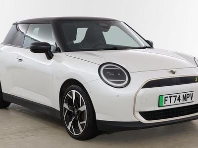 Used Mini Cooper SE Hatch 158 kW (215 HP) 2025 White Hatchback