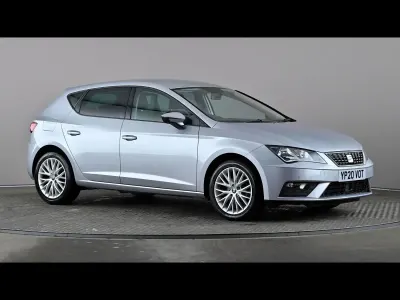 Begagnad Seat Leon SE Dynamic 116 HK (85 kW) 2020 Silver Halvkombi