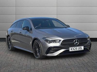 Begagnad Mercedes CLA180 AMG Line Premium Plus 134 HK (98 kW) 2025 Grå Sedan