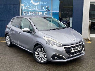 used Peugeot 208 1.2 PureTech 82 Signature 5dr [Start Stop]