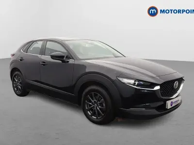 Käytetty Mazda CX-30 Center-Line 140 HP (102 kW) 2025 Musta Katumaasturi
