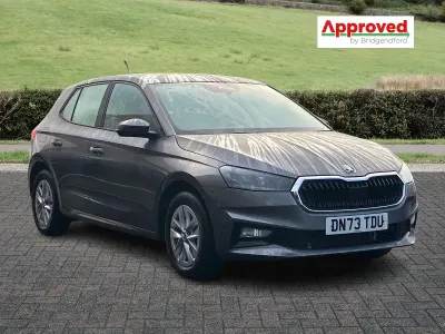 Usado Skoda Fabia Comfort 2024 Gris Utilitario