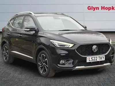 Usado MG ZS Exclusive 111 HP (81 kW) 2022 Preto SUV