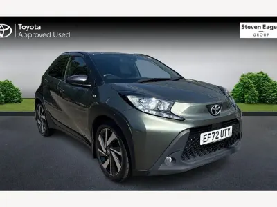 Used Toyota Aygo X 72 HP (52 kW) 2023 Green SUV