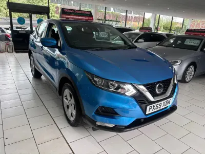 Używany Nissan Qashqai Acenta Premium 115 KM (84 kW) 2019 Niebieski SUV