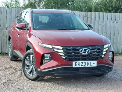 Used Hyundai Tucson SE 150 HP (110 kW) 2023 Red SUV