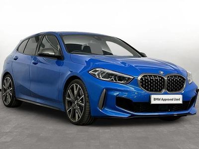 Usado BMW M135 Shadowline 302 CV (222 kW) 2023 Azul Utilitario