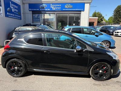 Black Used 2015 Peugeot 208 Prestige Hatchback | £6,475 (Fair price)