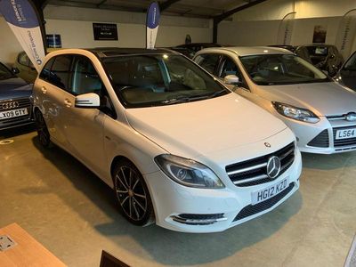 Used Mercedes B180 122 HP (89 kW) 2012 White MPV