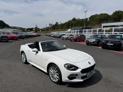 Used Fiat 124 Spider Lusso Plus 140 HP (102 kW) 2016 White Cabriolet