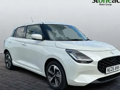 Used Suzuki Swift 82 HP (60 kW) 2024 White Hatchback