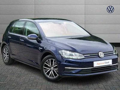 Used VW Golf VII SE 130 HP (95 kW) 2018 Blue Hatchback
