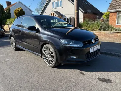 Usado VW Polo BlueGT 150 CV (110 kW) 2017 Negro Utilitario