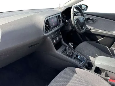 Second-hand Seat Leon SE 128 CP (94 kW) 2019 Negru Hatchback