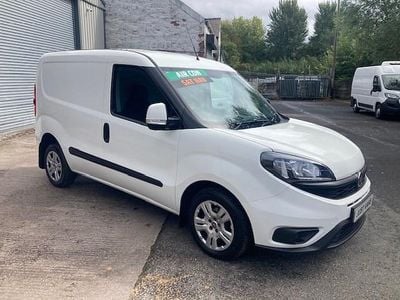 White Used 2023 Fiat Doblò MPV | £7,995 (Expensive)