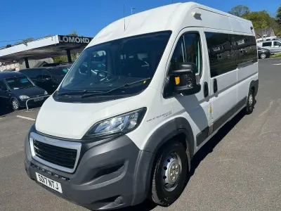 Used Peugeot Boxer 130 HP (95 kW) 2017 White Van