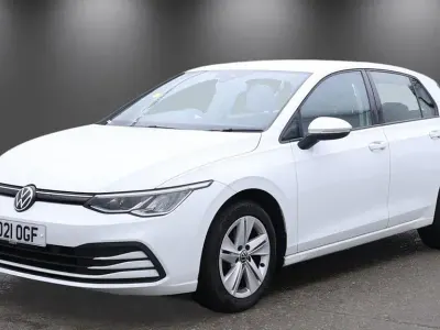 Used VW Golf VII S 130 HP (95 kW) 2021 White Hatchback