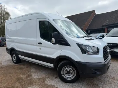 Używany Ford Transit 130 KM (95 kW) 2018 Biały Van