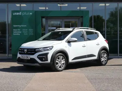 Used Dacia Sandero Comfort 100 HP (73 kW) 2022 White Hatchback