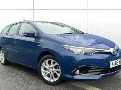 Używany Toyota Auris Hybrid 136 KM (100 kW) 2018 Kombi
