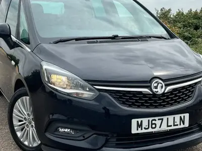 Used Vauxhall Zafira Tourer 140 HP (102 kW) 2017 Blue MPV