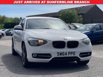 Begagnad BMW 120 Sport Line 184 HK (135 kW) 2015 Vit Halvkombi