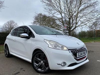 Used Peugeot 208 GTi 200 HP (147 kW) 2014 White Hatchback