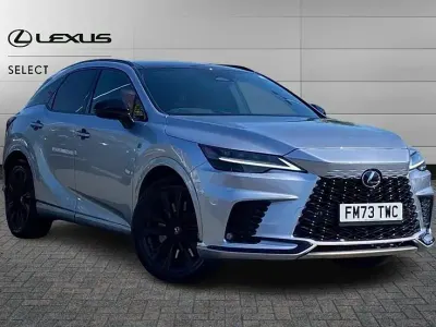 Usado Lexus RX500h Sport Line 371 CV (272 kW) 2023 Plateado SUV