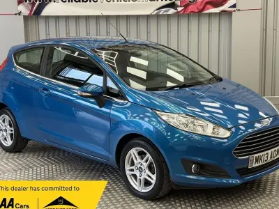 Used Ford Fiesta Zetec 2013 Blue Hatchback