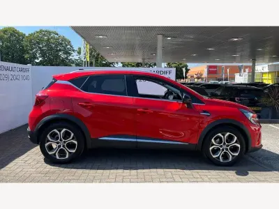 Used Renault Captur Techno 143 HP (105 kW) 2023 Red  SUV