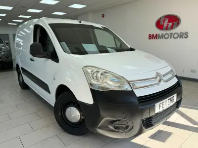 Used Citroën Berlingo 75 HP (55 kW) 2011 White MPV