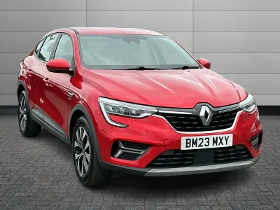 Used Renault Arkana Evolution 138 HP (101 kW) 2023 Red  SUV