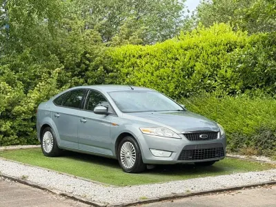 Begagnad Ford Mondeo Zetec 2007 Grå Halvkombi