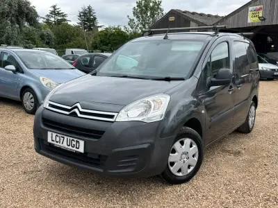 Used Citroën Berlingo 75 HP (55 kW) 2017 Grey MPV