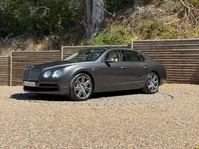 Used Bentley Flying Spur 507 HP (372 kW) 2015 Grey Sedan