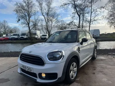 Used Mini Cooper Countryman Classic 2019 White SUV