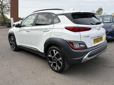 Used Hyundai Kona Premium 120 HP (88 kW) 2022 Atlas white SUV